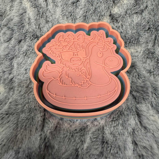 Cow on Unicorn Float Freshie Mold