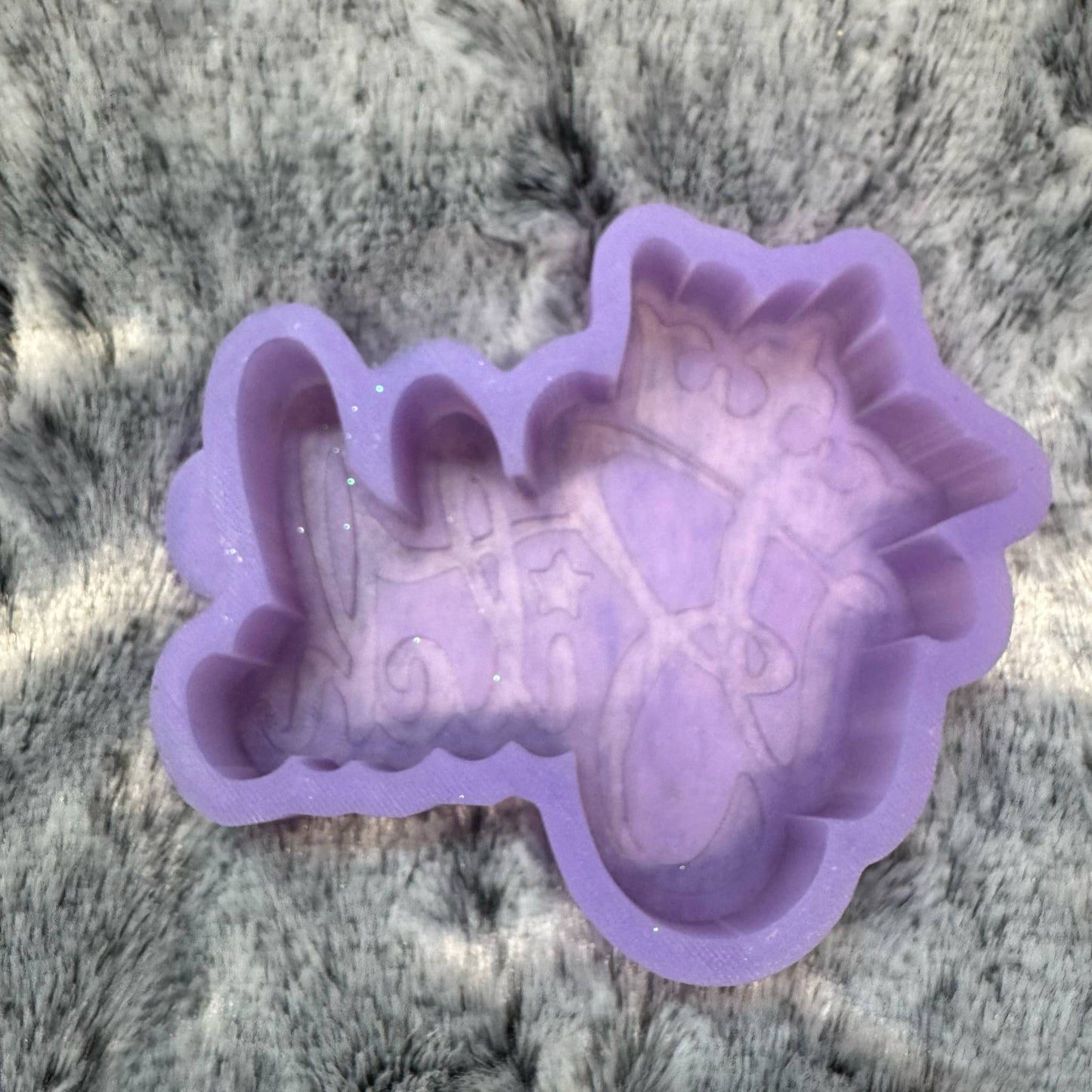 Crown Bitch Saying Freshie Mold