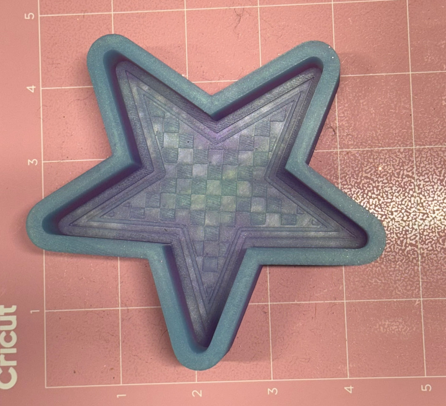 Checkered Star De-Stash Freshie Mold