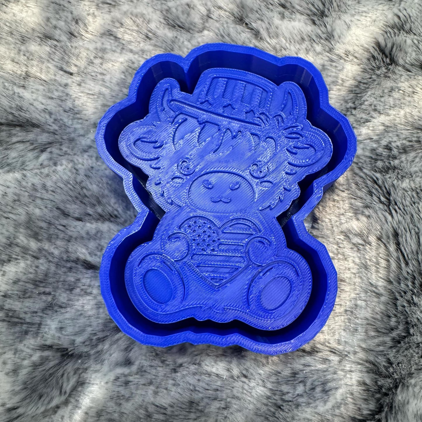 Patriotic Highland Cow Freshie Mold