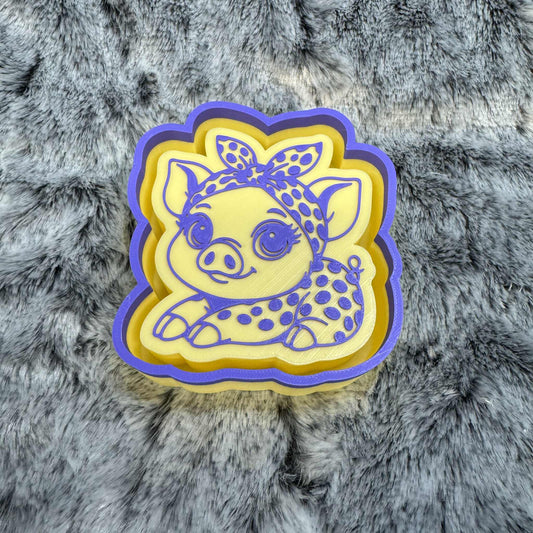 Polka Dot Pig Freshie Mold