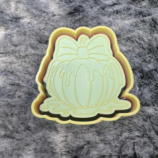 Showtime Pumpkin Freshie Mold