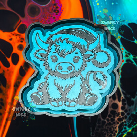 Cow with Santa Hat Freshie Mold