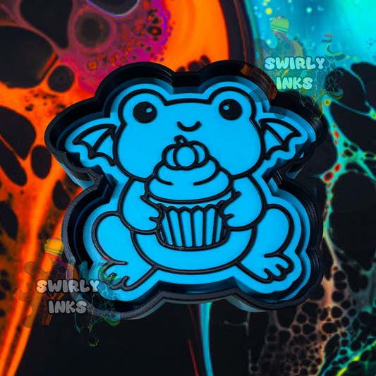 Frog Bat with Cupcake Freshie Mold