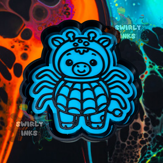 Giraffe Spider Freshie Mold
