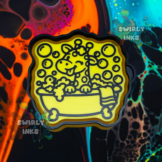Giraffe in Bathtub Freshie Mold
