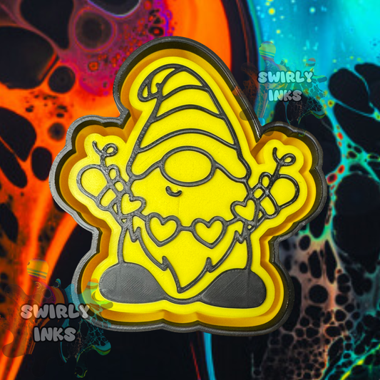 Gnome with Heart Garland Freshie Mold