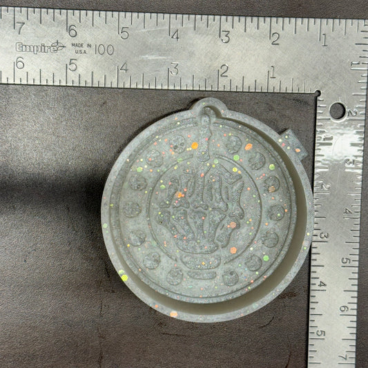 Skull Middle Fingers De-Stash Freshie Mold