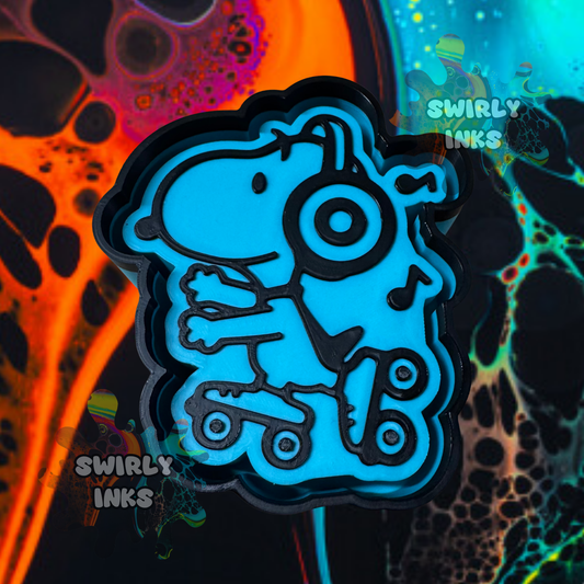 Snoopy Skating Freshie Mold